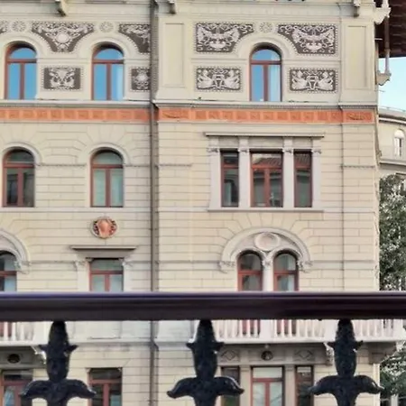 Pensionat Center & - Fiori Di 4*