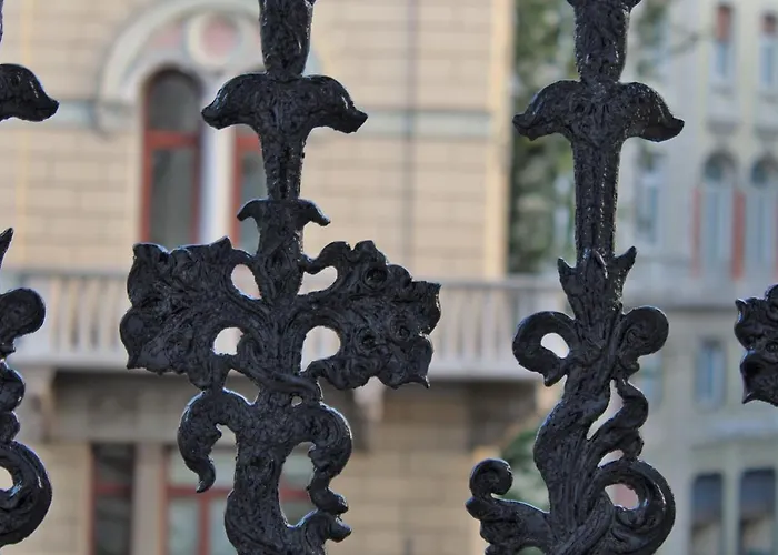 Center & - Fiori Di Trieste