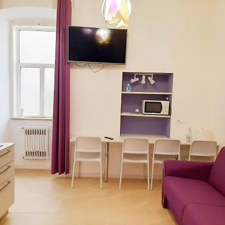 Guest house Center & - Fiori Di Trieste