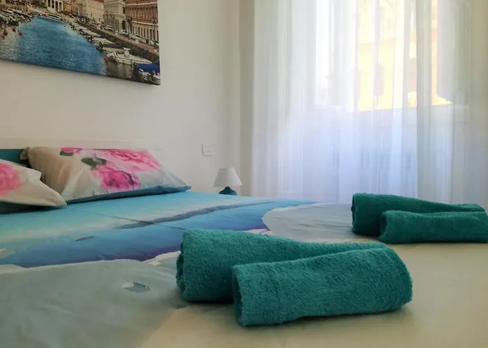 Center & - Fiori Di Guest house 4*